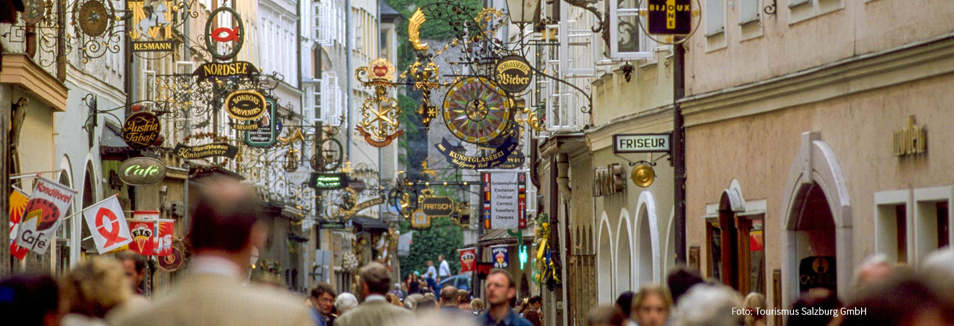 Der Grünmarkt Universitätsplatz Salzburg